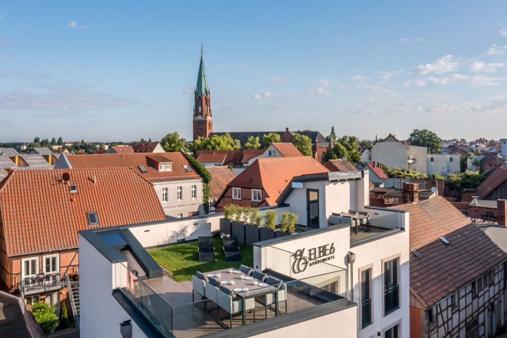 elbe6-ferienwohnung-wittenberge-rathaus.jpg